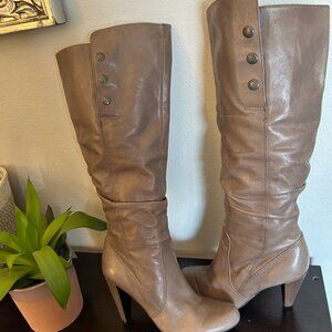Guess Boots - Taupe Leather - Excellent Condition - Size 6